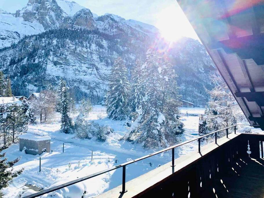 Unique Penthouse With Gallery And Mountain View Kandersteg Bagian luar foto