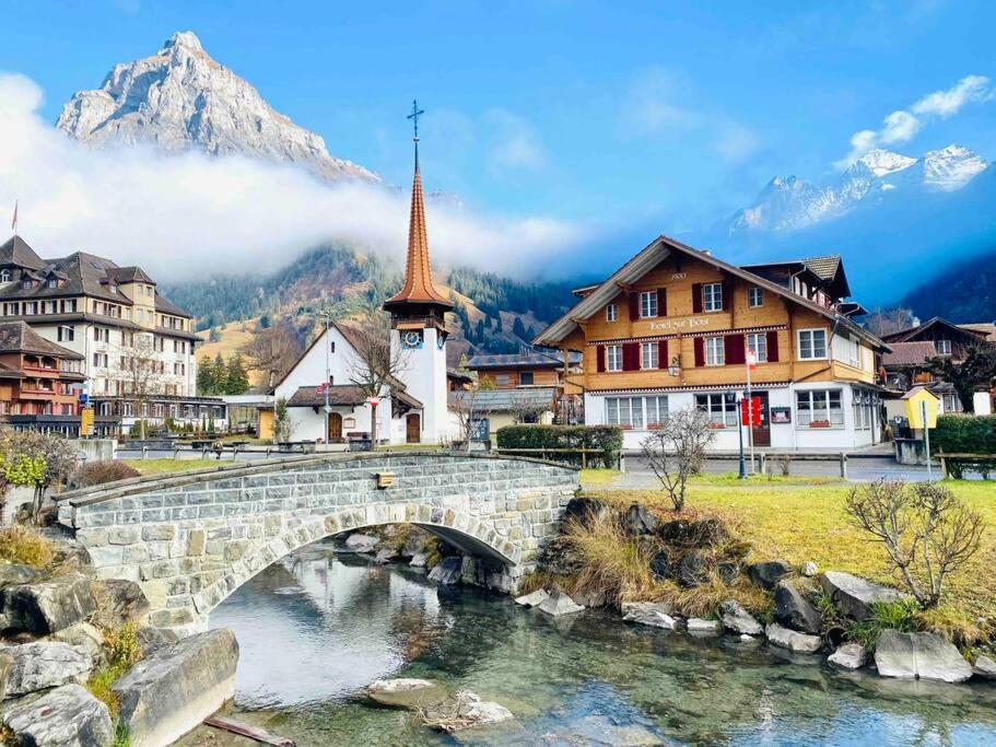 Unique Penthouse With Gallery And Mountain View Kandersteg Bagian luar foto