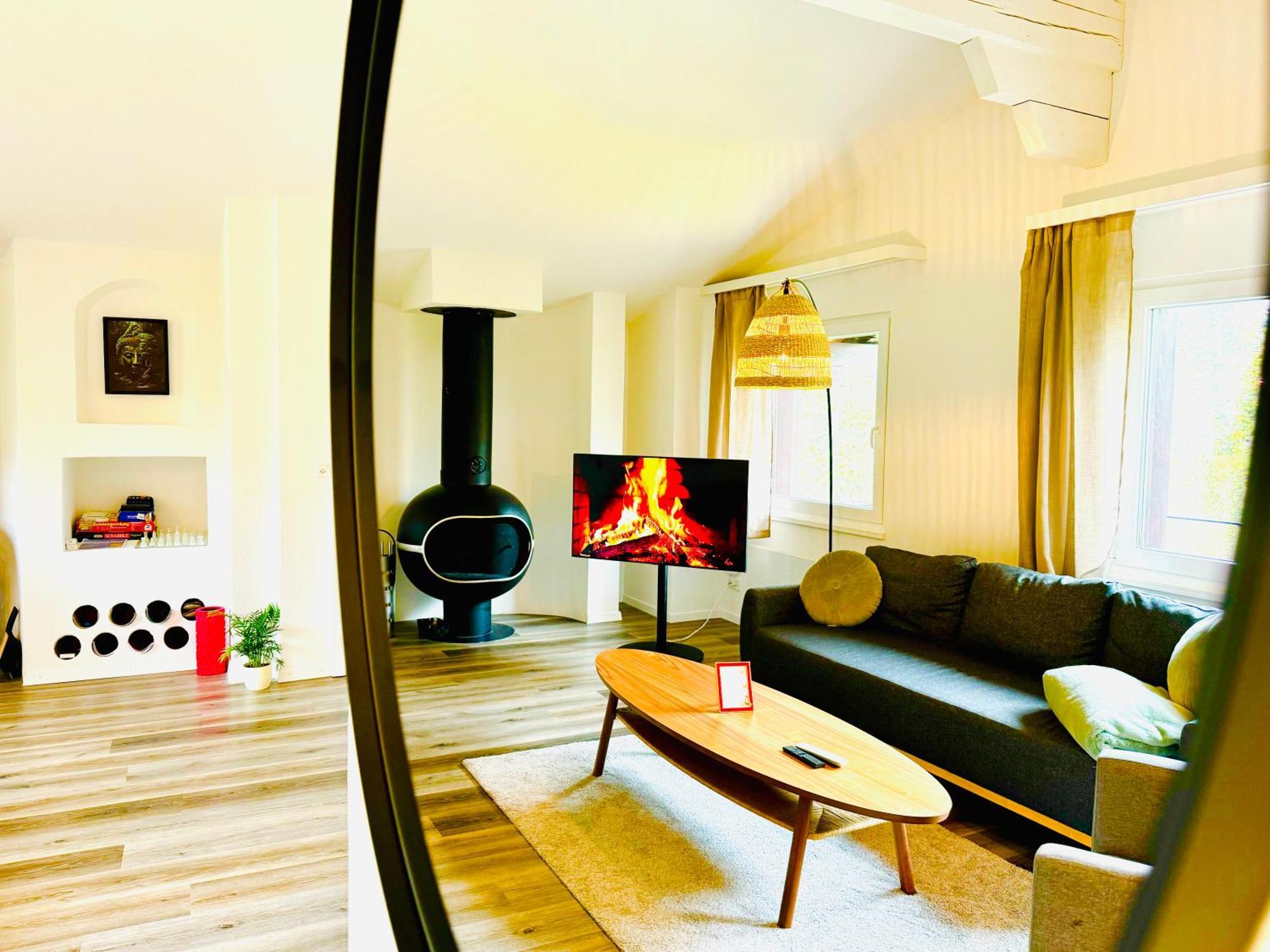 Unique Penthouse With Gallery And Mountain View Kandersteg Bagian luar foto