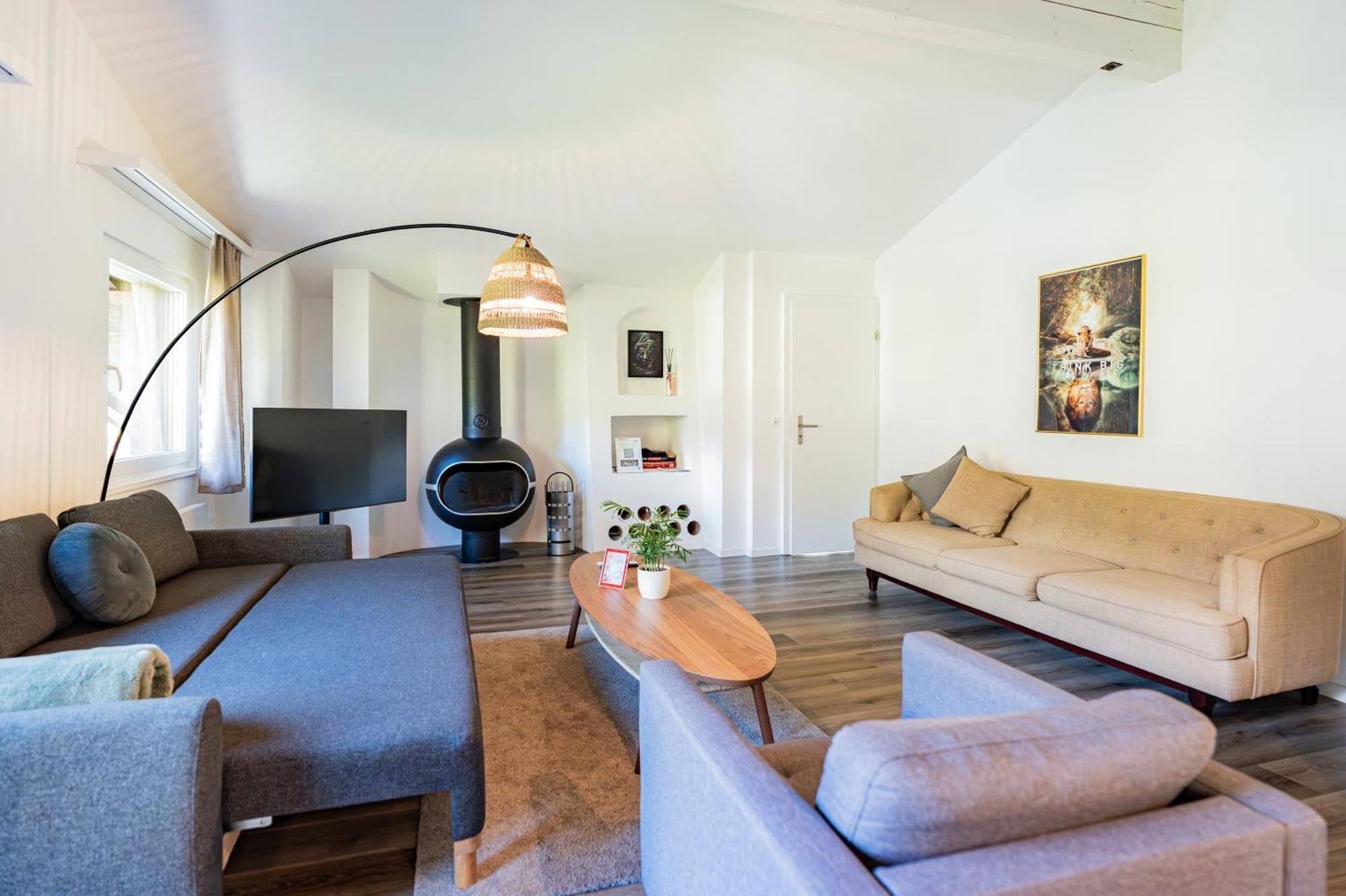 Unique Penthouse With Gallery And Mountain View Kandersteg Bagian luar foto